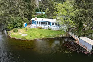 70214 Lakewood Rd, North Bend, OR 97459 - Photo 9