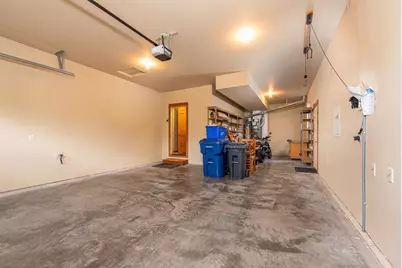 19501 Pond Meadow Avenue, Bend, OR 97702 - Photo 25