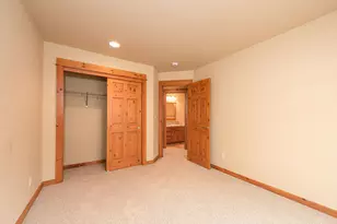 19501 Pond Meadow Ave, Bend, OR 97702 - Photo 21