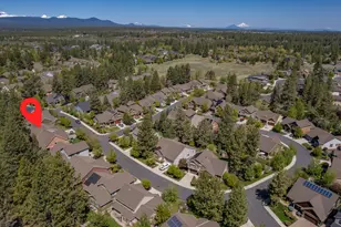 19501 Pond Meadow Ave, Bend, OR 97702 - Photo 37