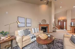 19501 Pond Meadow Ave, Bend, OR 97702 - Photo 13