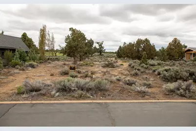 23127 Watercourse Way #51, Bend, OR 97701 - Photo 3
