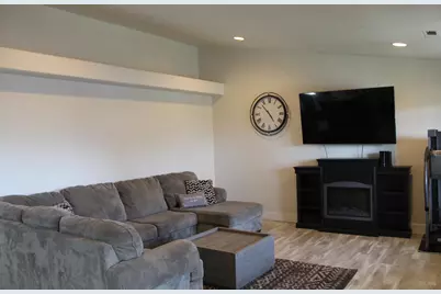 2225 New Haven Drive, Central Point, OR 97502 - Photo 15