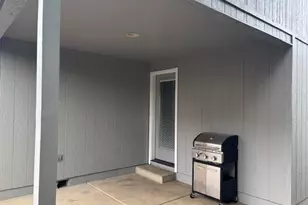 2225 New Haven Dr, Central Point, OR 97502 - Photo 9