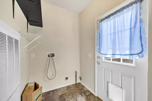 225 Wilson Rd, Central Point, OR 97502 - Photo 39