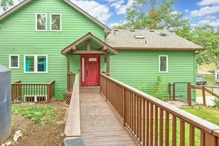 4291 Pioneer Rd, Medford, OR 97501 - Photo 3