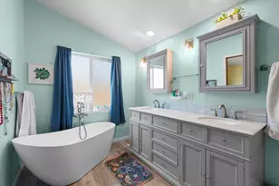 605 SE Kinkade Rd, Madras, OR 97741 - Photo 15