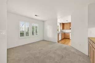 754 Fernwood Dr, Medford, OR 97504 - Photo 9