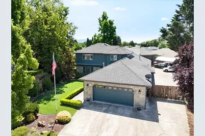 487 Creekside Circle, Central Point, OR 97502 - Photo 1