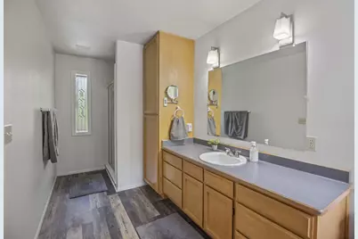 900 Shadow Hills Drive, Grants Pass, OR 97526 - Photo 19