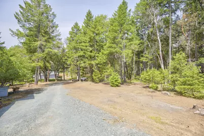 900 Shadow Hills Drive, Grants Pass, OR 97526 - Photo 25