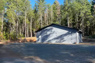 900 Shadow Hills Dr, Grants Pass, OR 97526 - Photo 45