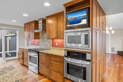 4400 Hillcrest Road, Medford, OR 97504 - Photo 17