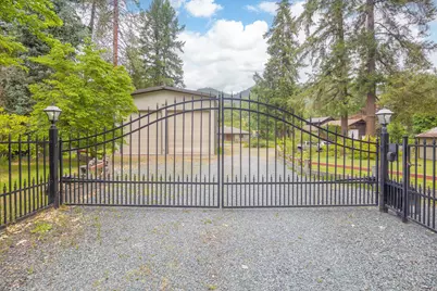 3840 Almar Road, Grants Pass, OR 97527 - Photo 35