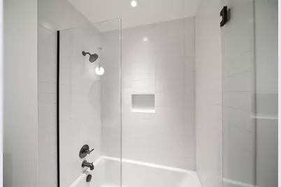 2745 NW Ordway Avenue #207, Bend, OR 97703 - Photo 17