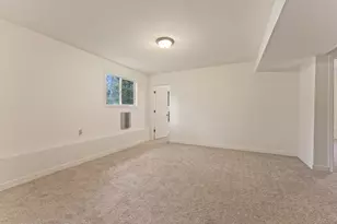 19815 Nugget Ave, Bend, OR 97702 - Photo 21