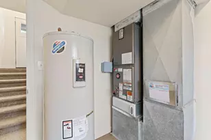 19815 Nugget Ave, Bend, OR 97702 - Photo 25