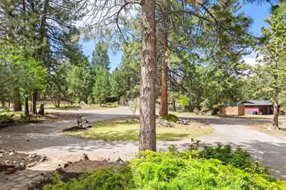 19815 Nugget Avenue, Bend, OR 97702 - Photo 35