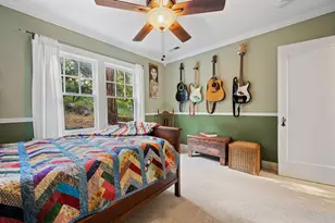 1027 Lakeshore Dr, Klamath Falls, OR 97601 - Photo 13