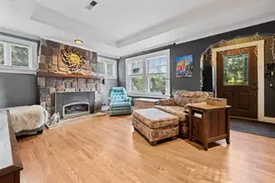 1027 Lakeshore Dr, Klamath Falls, OR 97601 - Photo 5