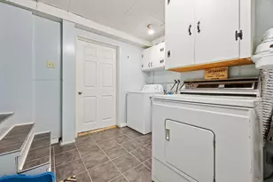 1027 Lakeshore Dr, Klamath Falls, OR 97601 - Photo 23