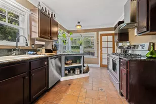 1027 Lakeshore Dr, Klamath Falls, OR 97601 - Photo 9