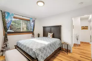 1242 SW Silver Lake Blvd, Bend, OR 97702 - Photo 9