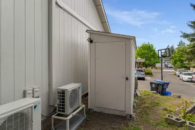 1242 SW Silver Lake Boulevard, Bend, OR 97702 - Photo 23