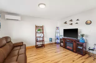 1242 SW Silver Lake Blvd, Bend, OR 97702 - Photo 5