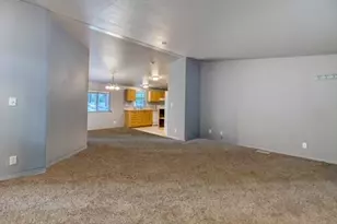 52084 Red Pine, La Pine, OR 97739 - Photo 7