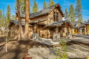 18211 Basalt Ln, Bend, OR 97707 - Photo 3