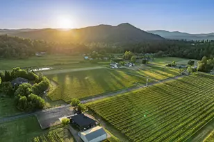 5719 Jerome Prairie Rd, Grants Pass, OR 97527 - Photo 7