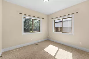 888 Arrowhead Trail, Eagle Point, OR 97524 - Photo 15