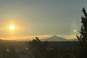 420 SE Manzanita Dr, Madras, OR 97741 - Photo 3