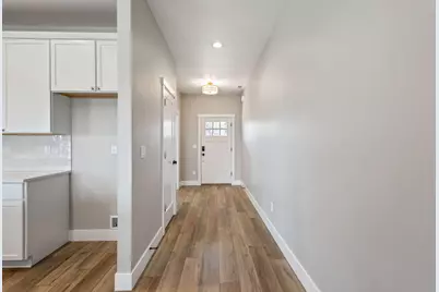 420 SE Manzanita Drive, Madras, OR 97741 - Photo 5