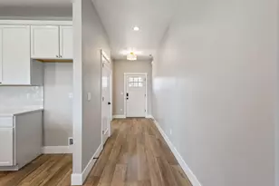 420 SE Manzanita Dr, Madras, OR 97741 - Photo 5