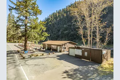 11744 Galice Road, Merlin, OR 97532 - Photo 11