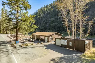 11744 Galice Rd, Merlin, OR 97532 - Photo 11