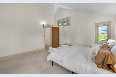 305 NW Columbia Street, Bend, OR 97703 - Photo 31