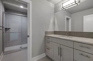 2594 NW Rippling River Ct, Bend, OR 97703 - Photo 35