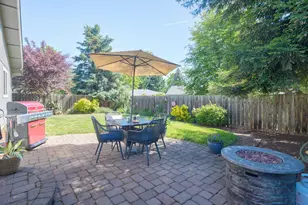 539 James St, Talent, OR 97540 - Photo 23