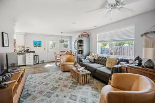 539 James St, Talent, OR 97540 - Photo 9