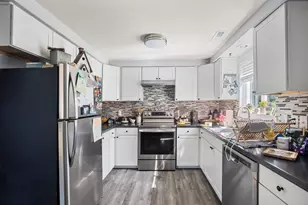 539 James St, Talent, OR 97540 - Photo 11