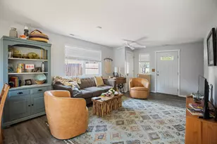 539 James St, Talent, OR 97540 - Photo 7