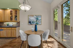 19571 SW Simpson Ave, Bend, OR 97702 - Photo 13