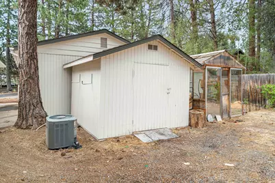 60889 Parrell Road, Bend, OR 97702 - Photo 31