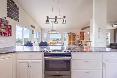 1130 NE Lower Drive, Madras, OR 97741 - Photo 11