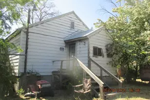 704 Fulton St, Klamath Falls, OR 97601 - Photo 3