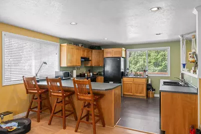 6041 Sterling Creek Road, Jacksonville, OR 97530 - Photo 9