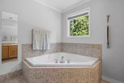 6041 Sterling Creek Road, Jacksonville, OR 97530 - Photo 19